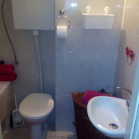 Optimist Apartman *