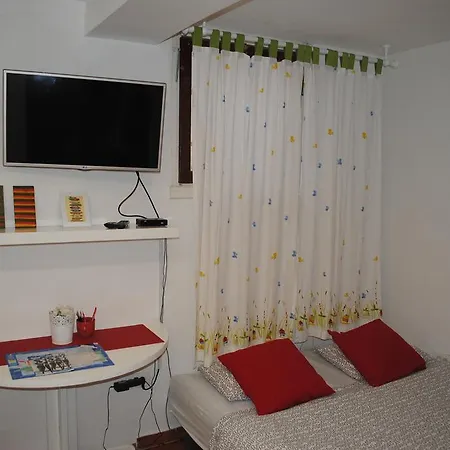 Apartment Optimist Split
